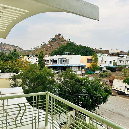 Private & Elegant 3Bhk Villa, Hillside Hideaway, 10 Mins From Mh Bus Stand Aurangabad  Ngoại thất bức ảnh