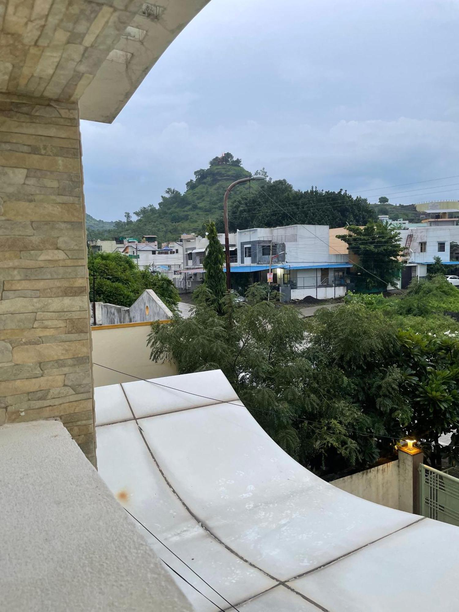Private & Elegant 3Bhk Villa, Hillside Hideaway, 10 Mins From Mh Bus Stand Aurangabad  Ngoại thất bức ảnh